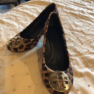 Tory Burch leopard wedges 6 1/2